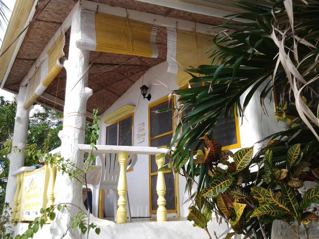 Casa De La Playa Beach Resort Siquijor Exterior photo